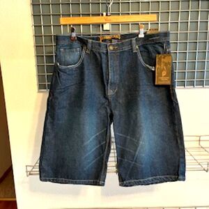 Size: 40 Forecast Jean Shorts .......... New w/ Tags